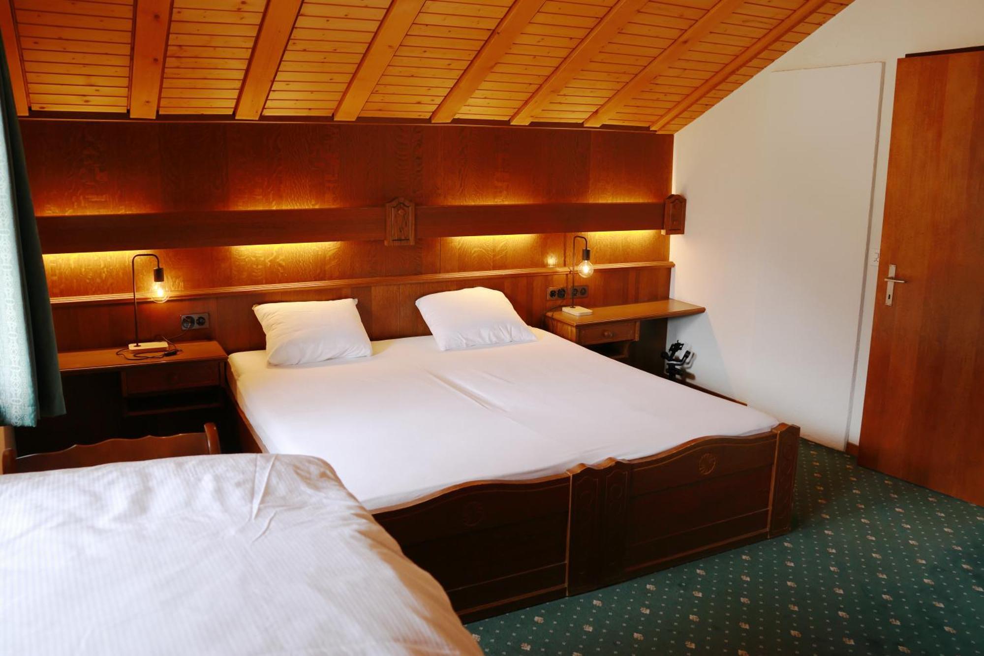 Grichting Hotel & Serviced Apartments Leukerbad Esterno foto