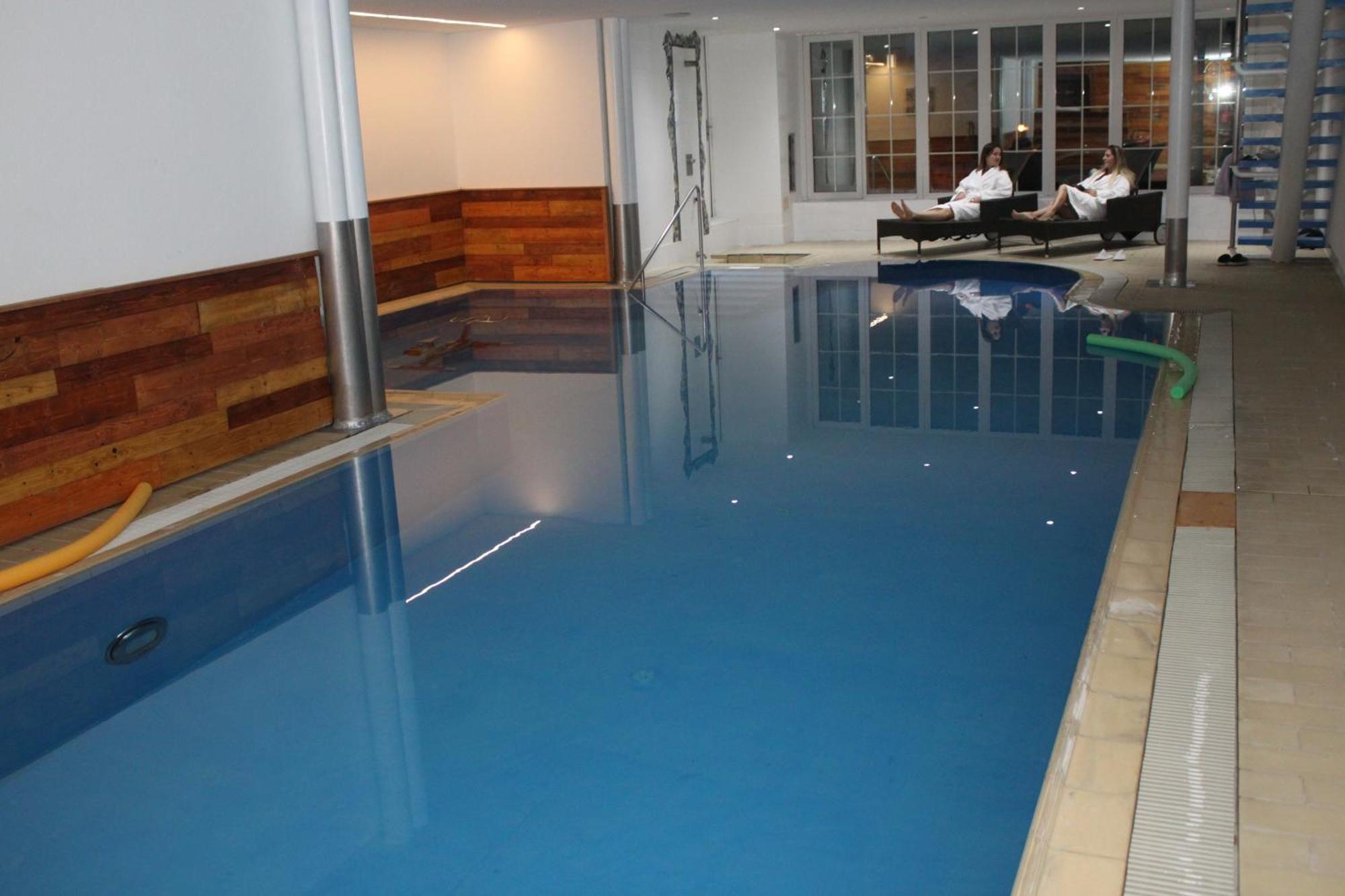 Grichting Hotel & Serviced Apartments Leukerbad Esterno foto