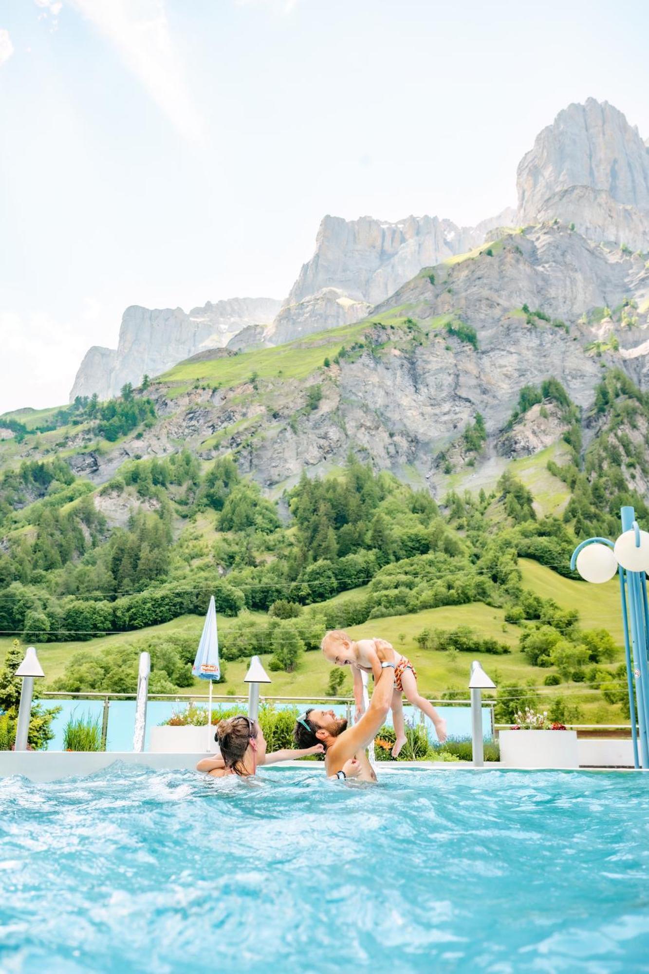 Grichting Hotel & Serviced Apartments Leukerbad Esterno foto