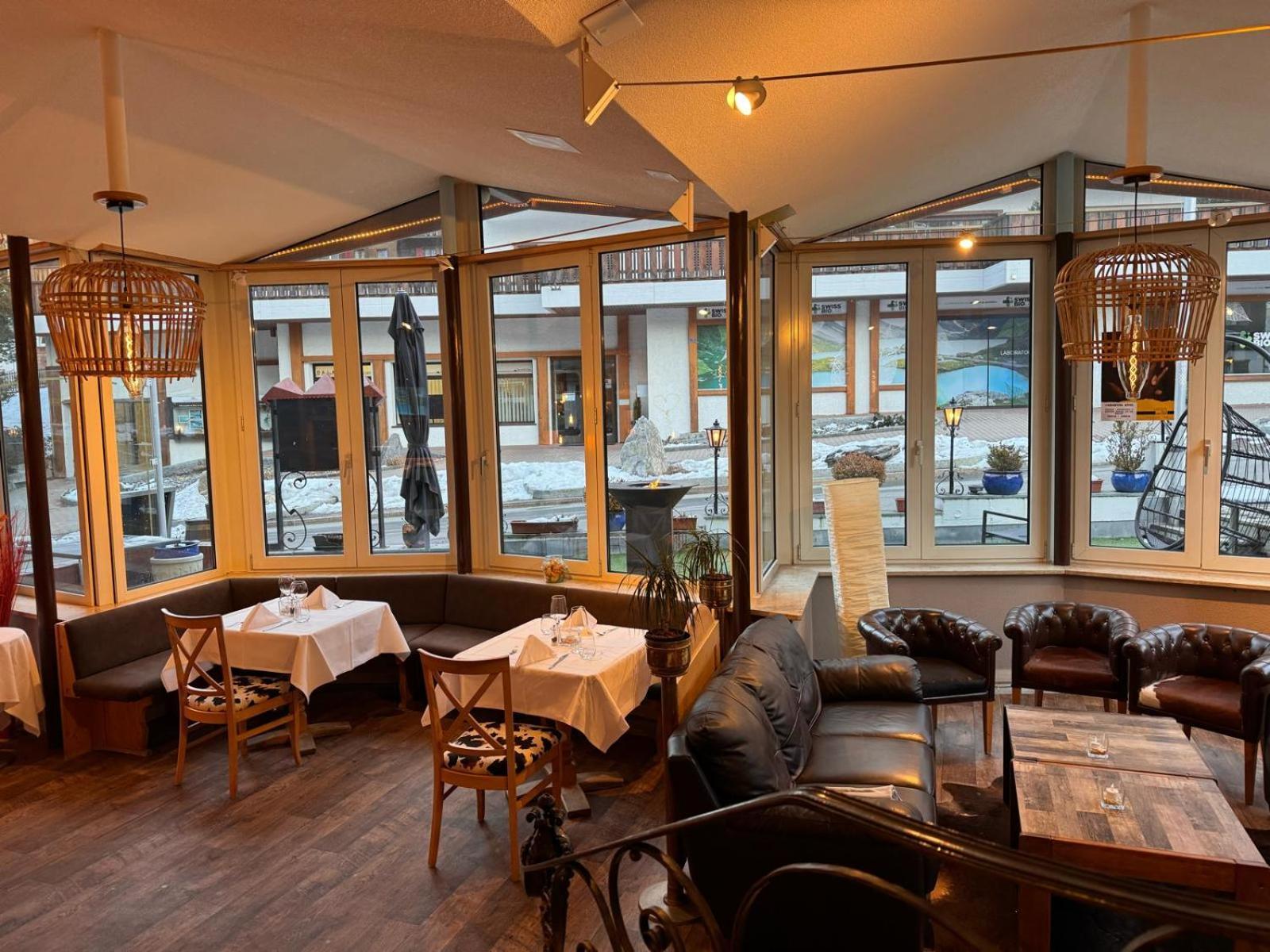 Grichting Hotel & Serviced Apartments Leukerbad Esterno foto